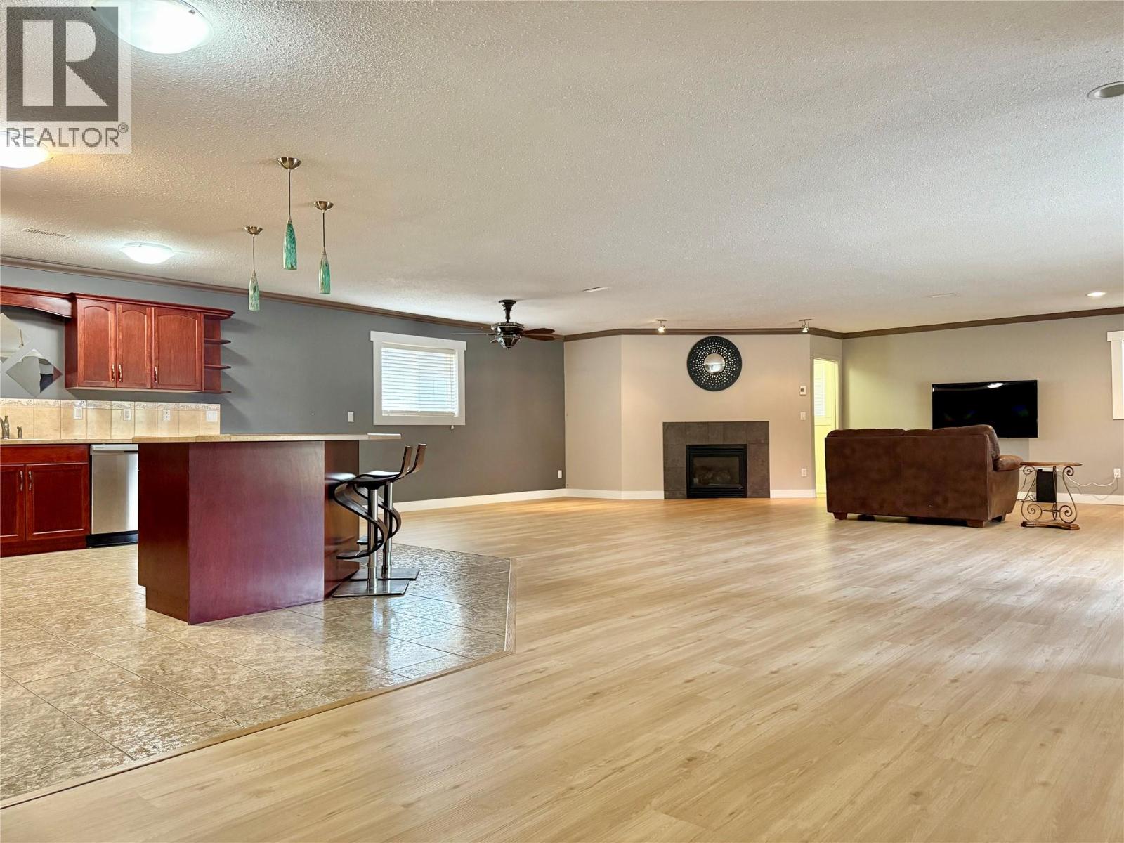 1700 Sandner Frontage Road, Christina Lake, British Columbia  V0H 1E3 - Photo 37 - 10362930