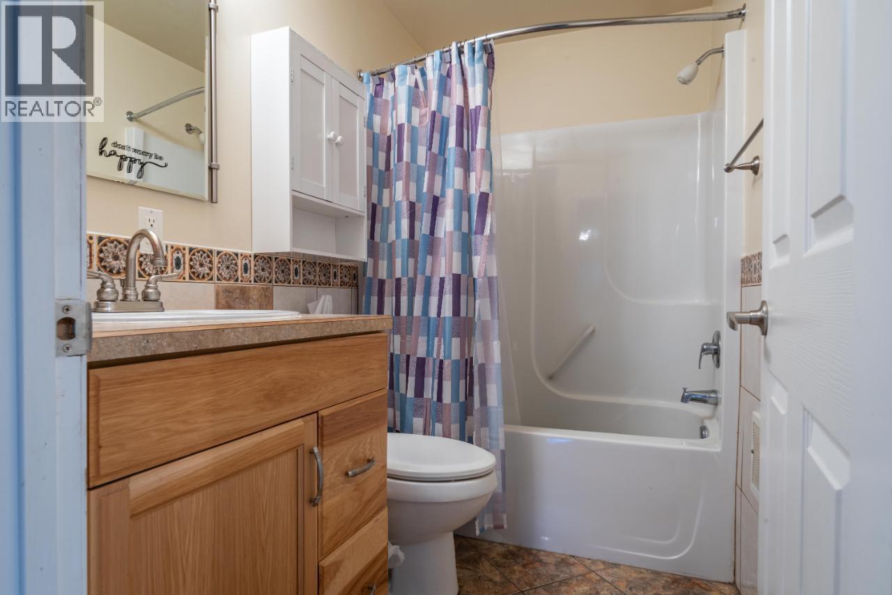 1700 Sandner Frontage Road, Christina Lake, British Columbia  V0H 1E3 - Photo 42 - 10362930