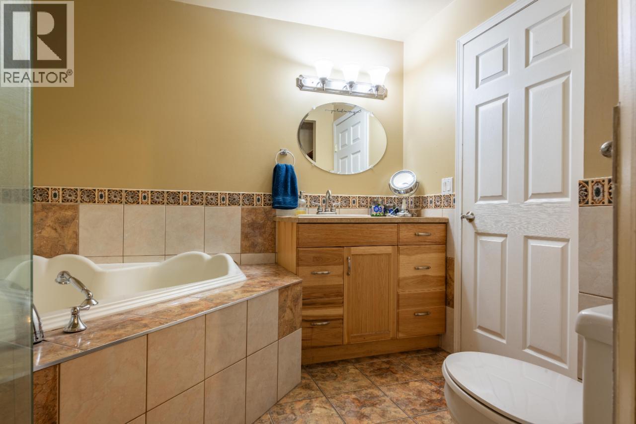 1700 Sandner Frontage Road, Christina Lake, British Columbia  V0H 1E3 - Photo 45 - 10362930