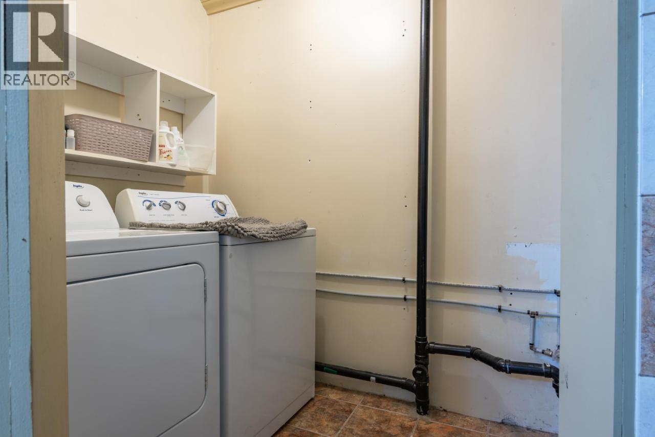 1700 Sandner Frontage Road, Christina Lake, British Columbia  V0H 1E3 - Photo 49 - 10362930