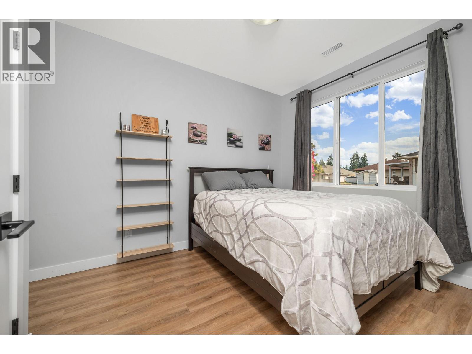 528 Loon Avenue, Vernon, British Columbia  V1H 2A1 - Photo 7 - 10363024