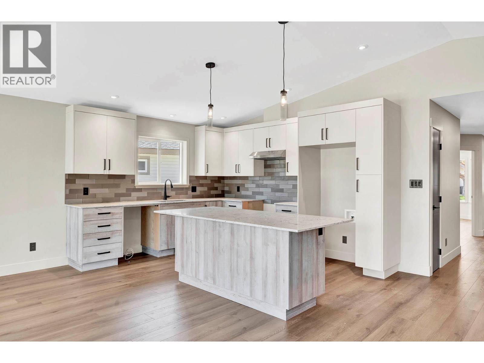 312 Arbutus Street Unit# 28, Chase, British Columbia  V0E 1M0 - Photo 10 - 10362672