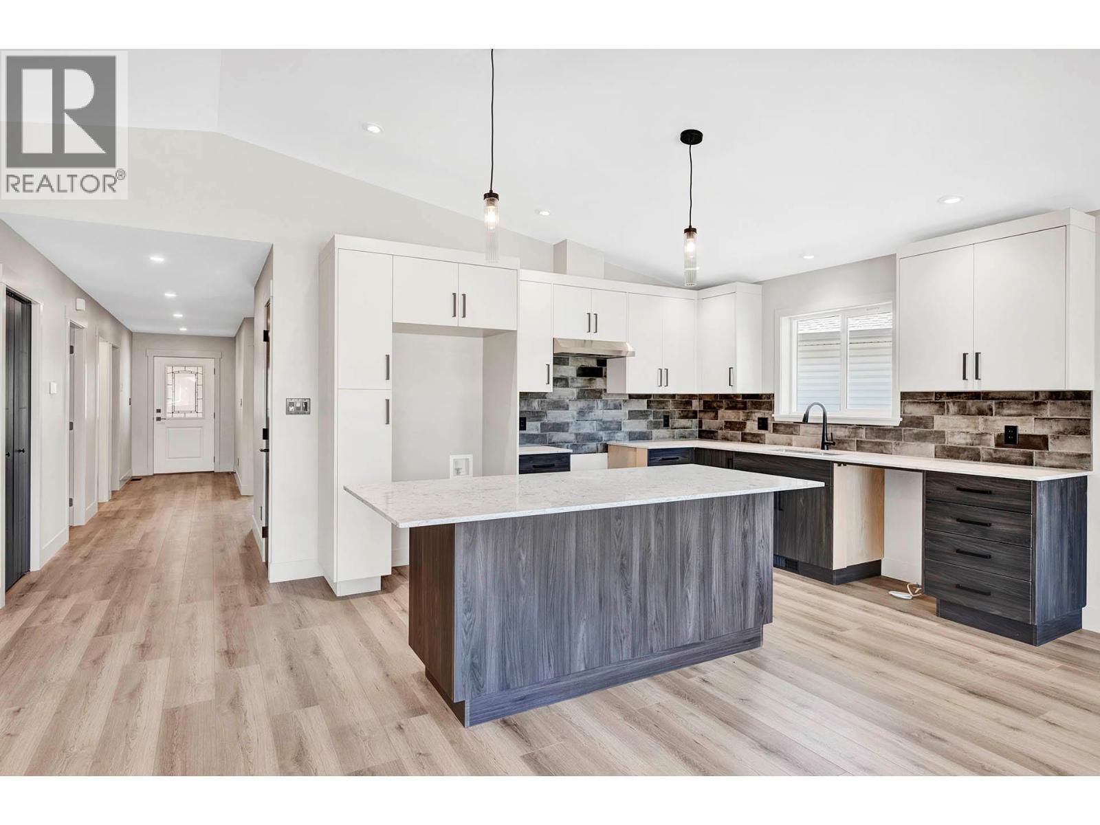 312 Arbutus Street Unit# 27, Chase, British Columbia  V0E 1M0 - Photo 10 - 10362663