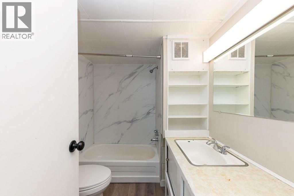 5362 Shelly Drive, Kamloops, British Columbia  V2C 5A7 - Photo 5 - 10363029