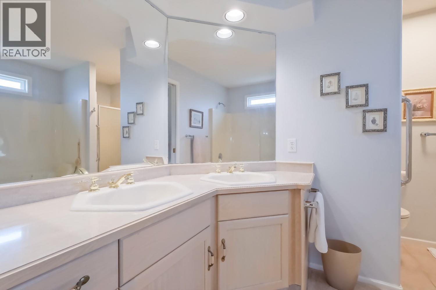 3333 South Main Street Unit# 143, Penticton, British Columbia  V2A 8J8 - Photo 33 - 10363094