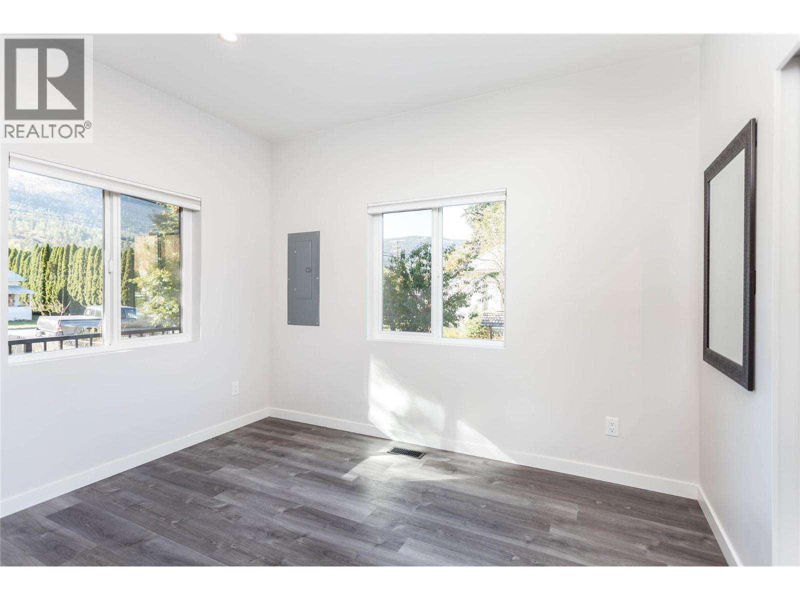 2253 Shuswap Avenue, Lumby, British Columbia  V0E 2G0 - Photo 5 - 10362869