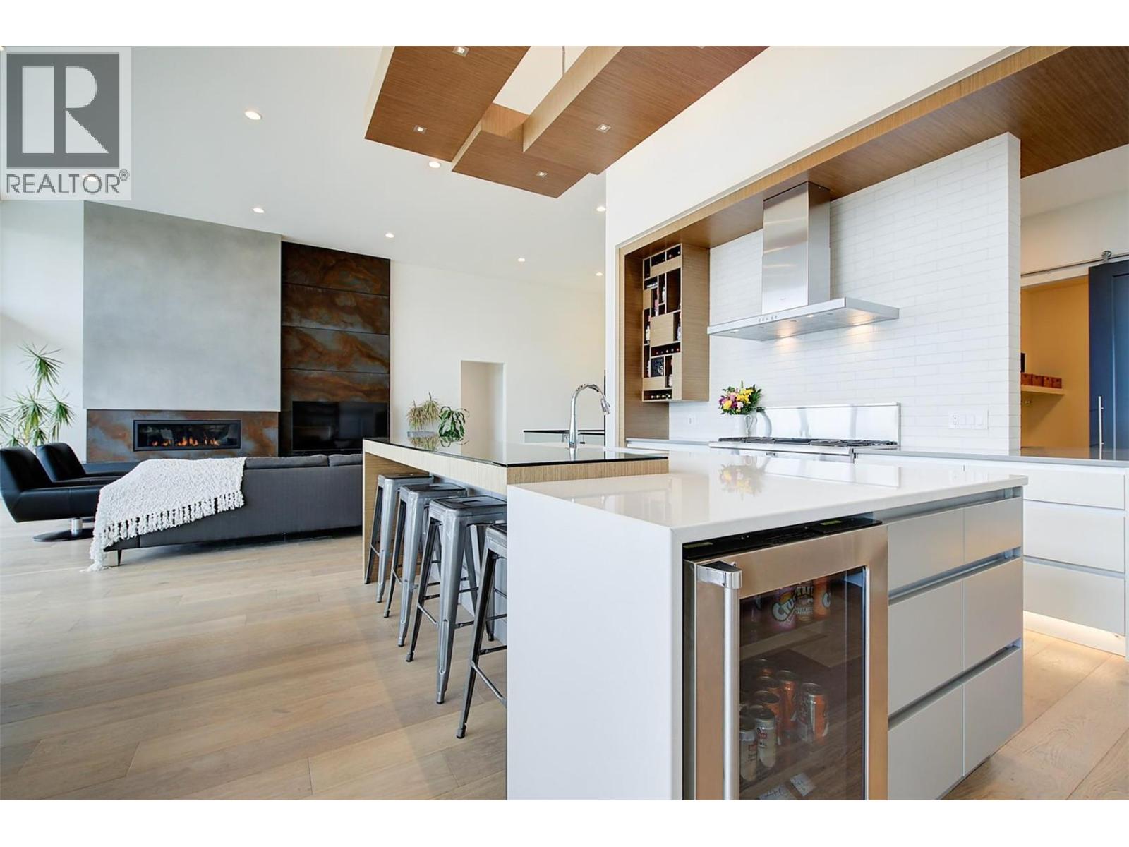 5710 Jasper Way, Kelowna, British Columbia  V1W 5L7 - Photo 10 - 10363089