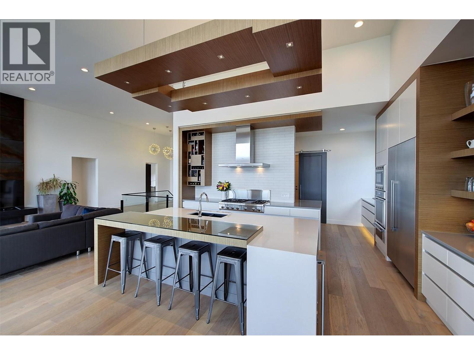 5710 Jasper Way, Kelowna, British Columbia  V1W 5L7 - Photo 12 - 10363089