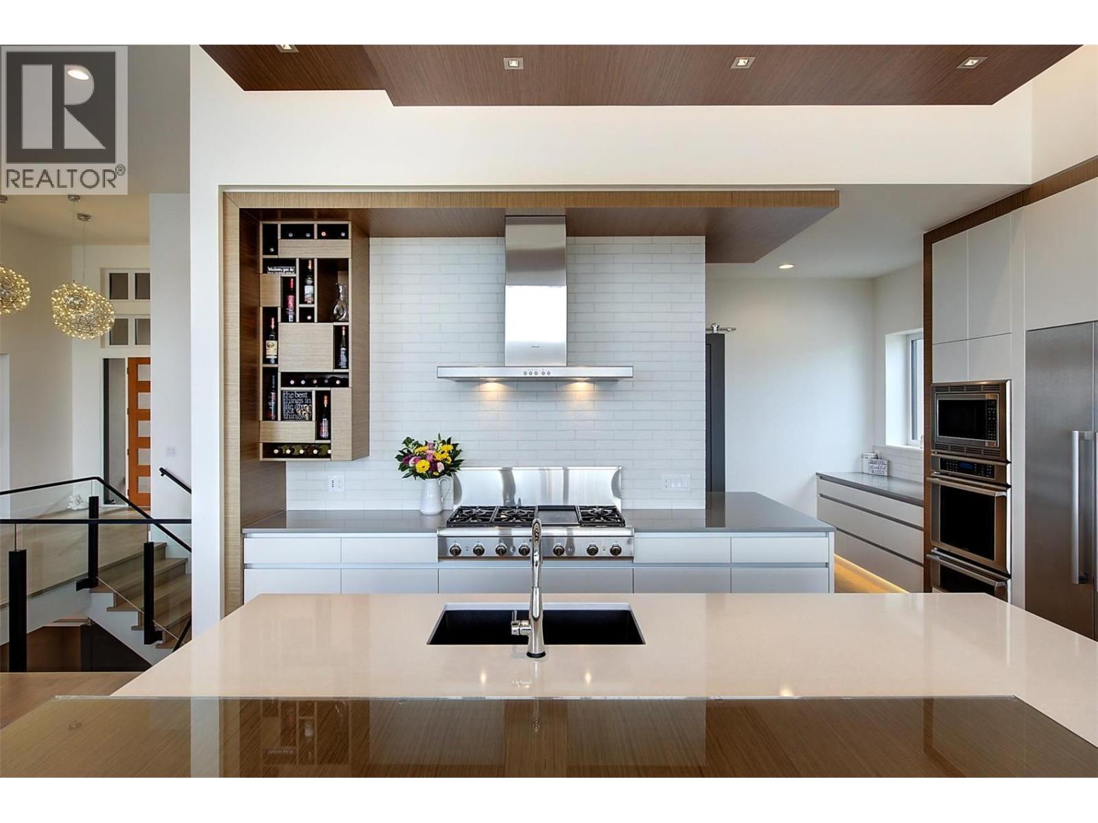 5710 Jasper Way, Kelowna, British Columbia  V1W 5L7 - Photo 13 - 10363089