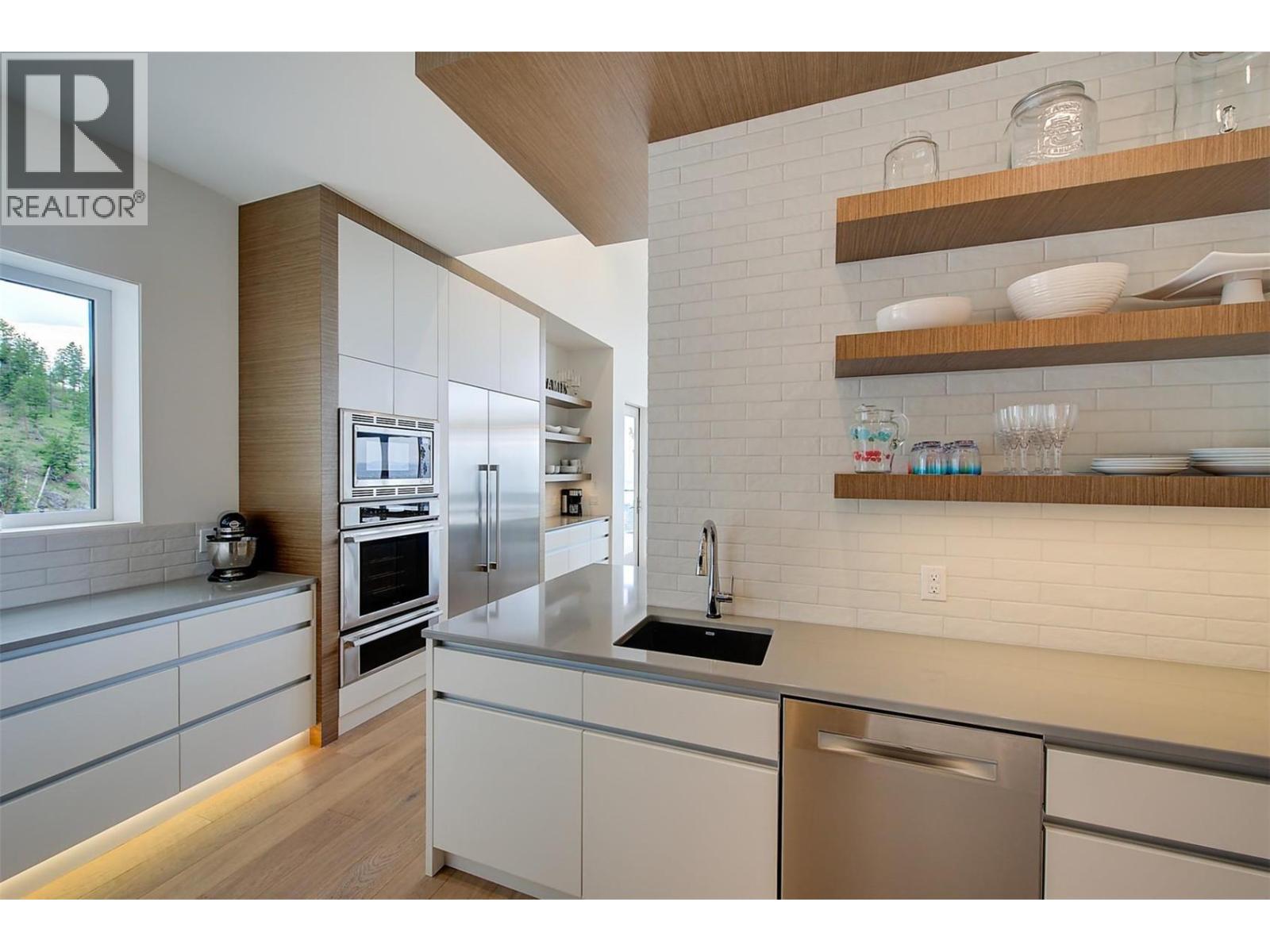 5710 Jasper Way, Kelowna, British Columbia  V1W 5L7 - Photo 19 - 10363089