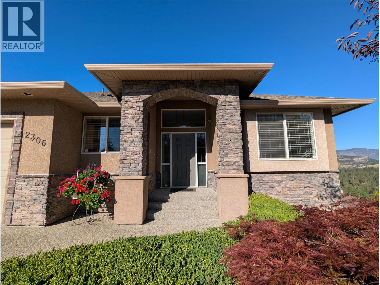 2306 Quail Run Drive, Kelowna, British Columbia  V1V 2S3 - Photo 3 - 10357838