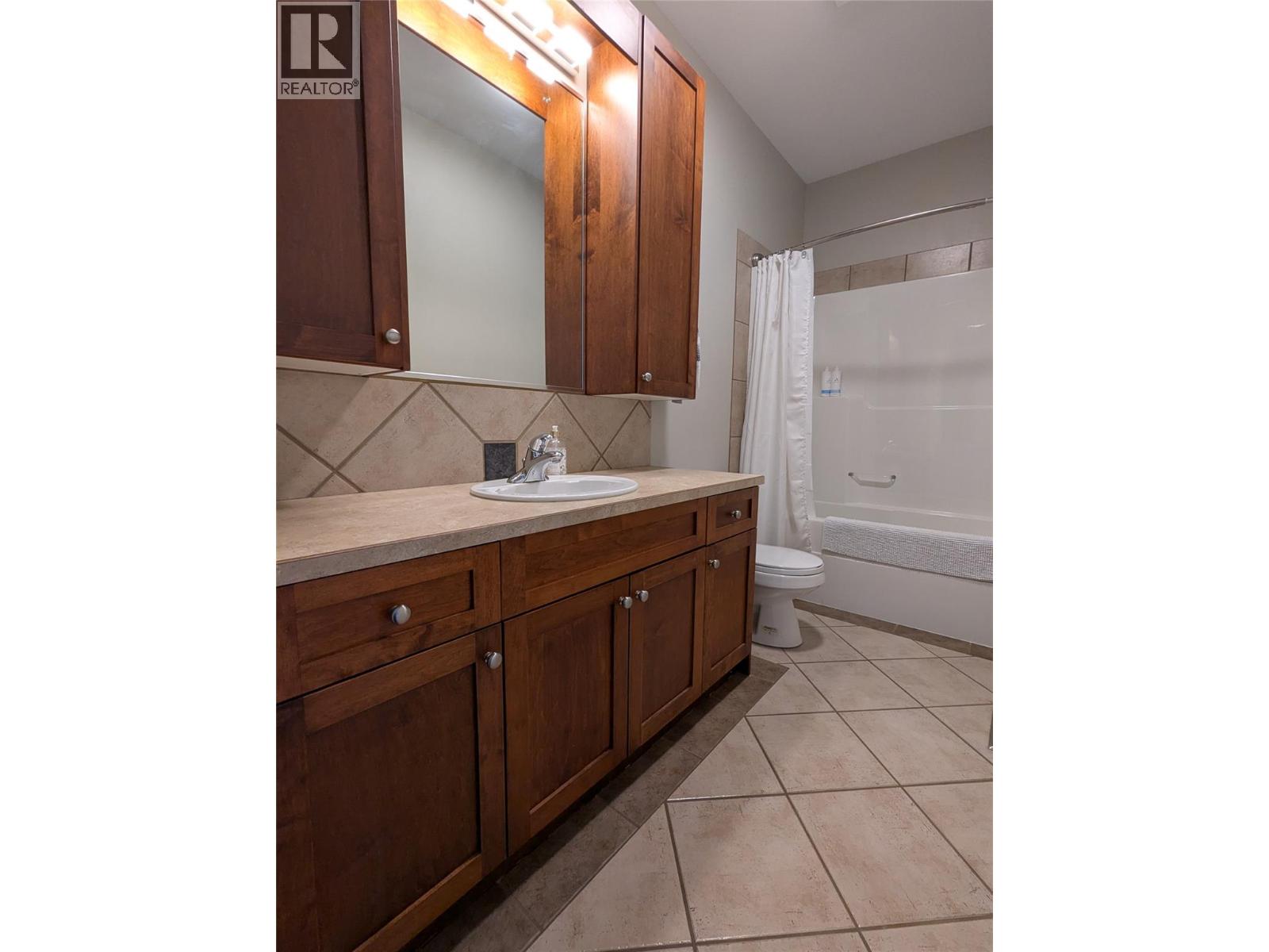 2306 Quail Run Drive, Kelowna, British Columbia  V1V 2S3 - Photo 40 - 10357838