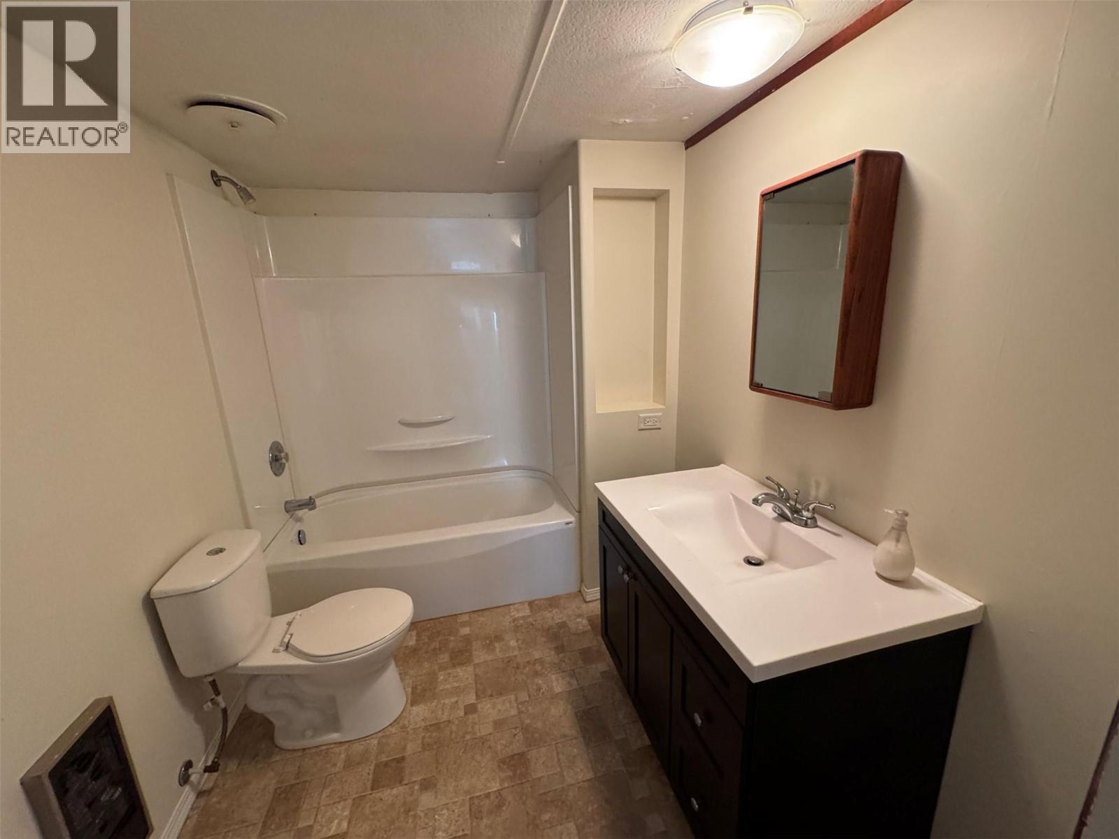 568 N Kimberly Avenue, Greenwood, British Columbia  V0H 1J0 - Photo 13 - 10363051