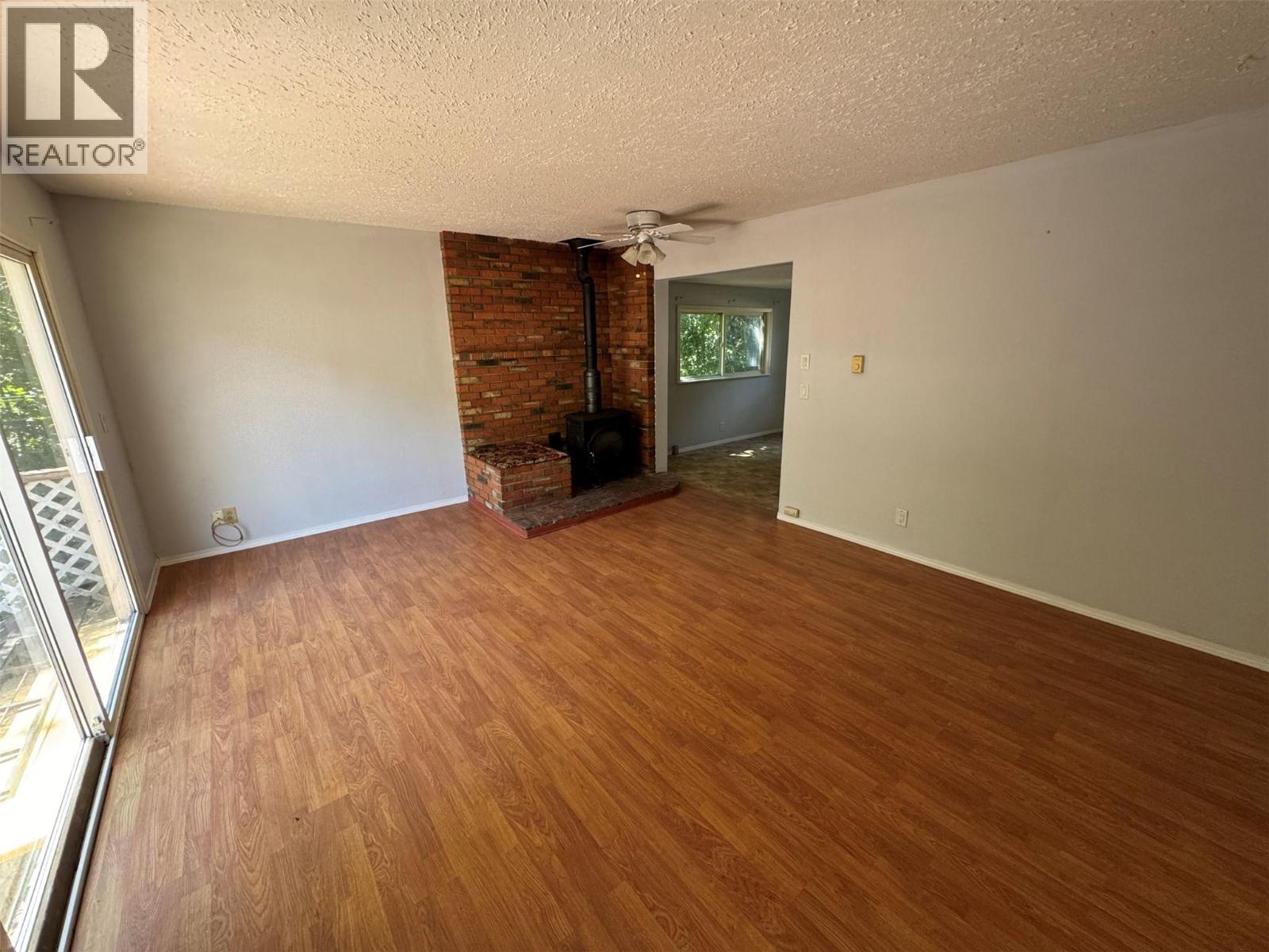 568 N Kimberly Avenue, Greenwood, British Columbia  V0H 1J0 - Photo 7 - 10363051