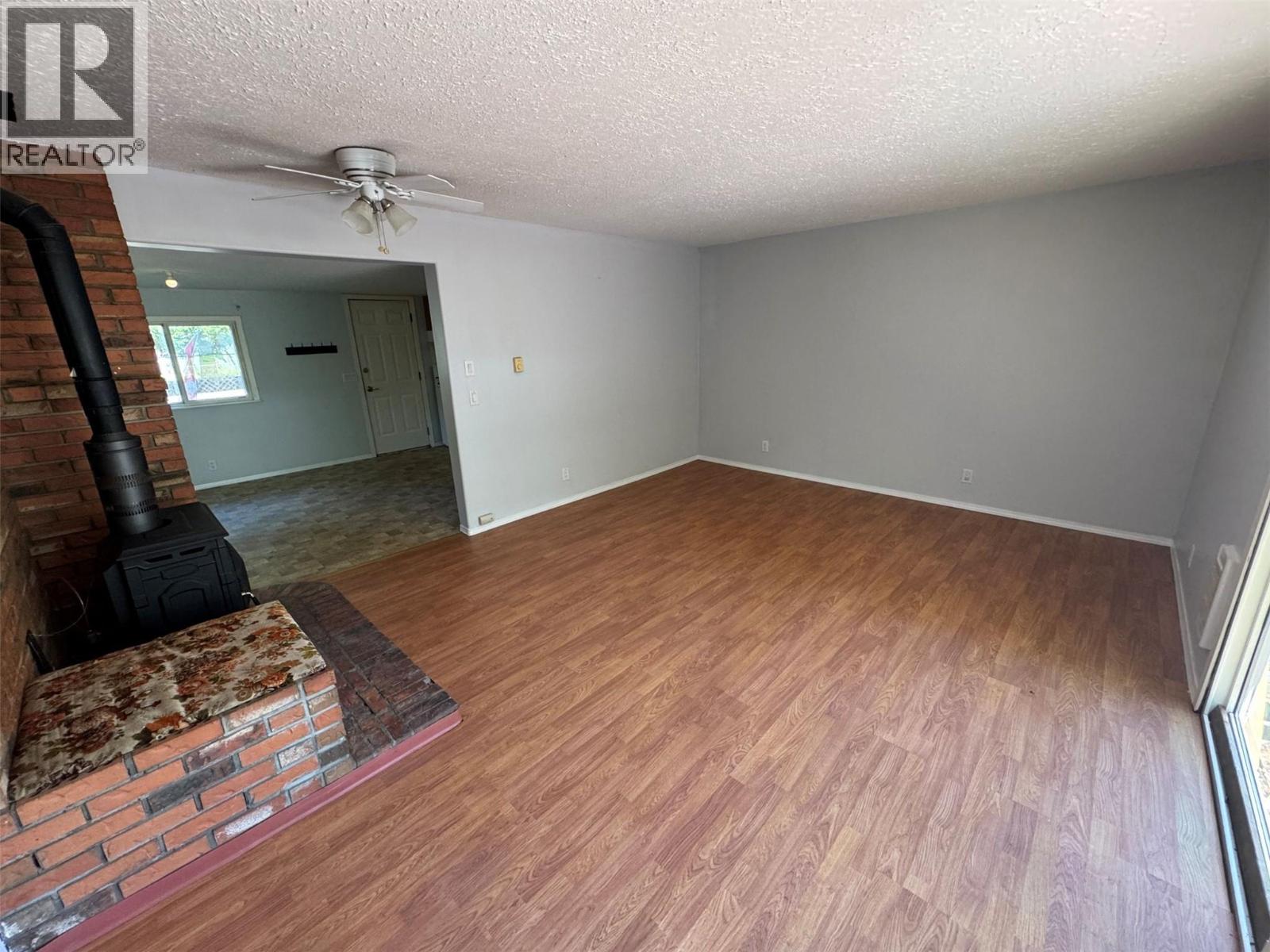 568 N Kimberly Avenue, Greenwood, British Columbia  V0H 1J0 - Photo 8 - 10363051