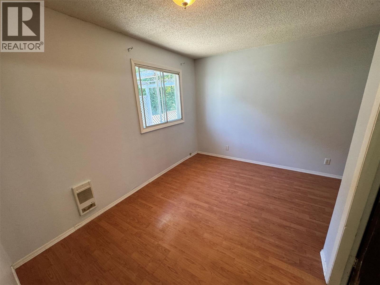 568 N Kimberly Avenue, Greenwood, British Columbia  V0H 1J0 - Photo 9 - 10363051