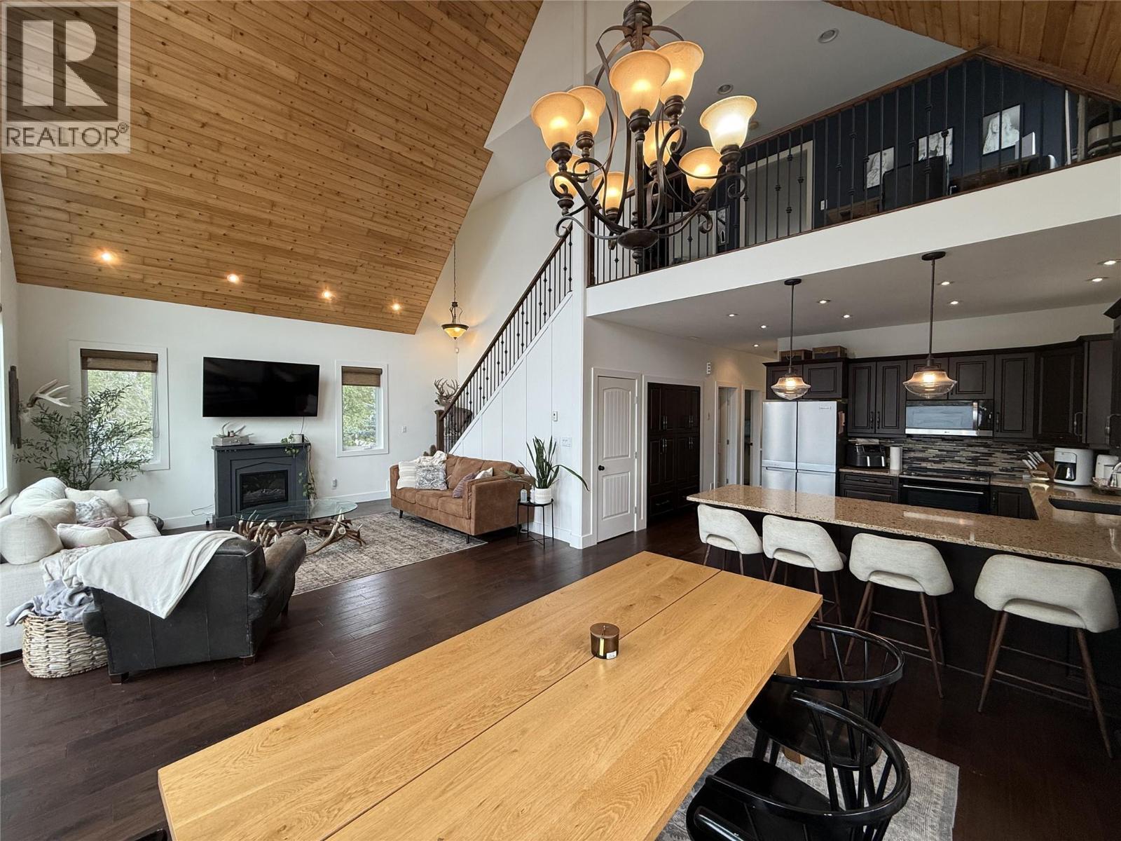 6986 South Moberly Lake Road, Moberly Lake, British Columbia  V0C 1X0 - Photo 7 - 10363204