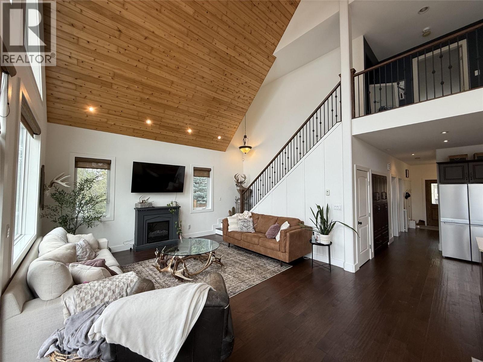 6986 South Moberly Lake Road, Moberly Lake, British Columbia  V0C 1X0 - Photo 8 - 10363204