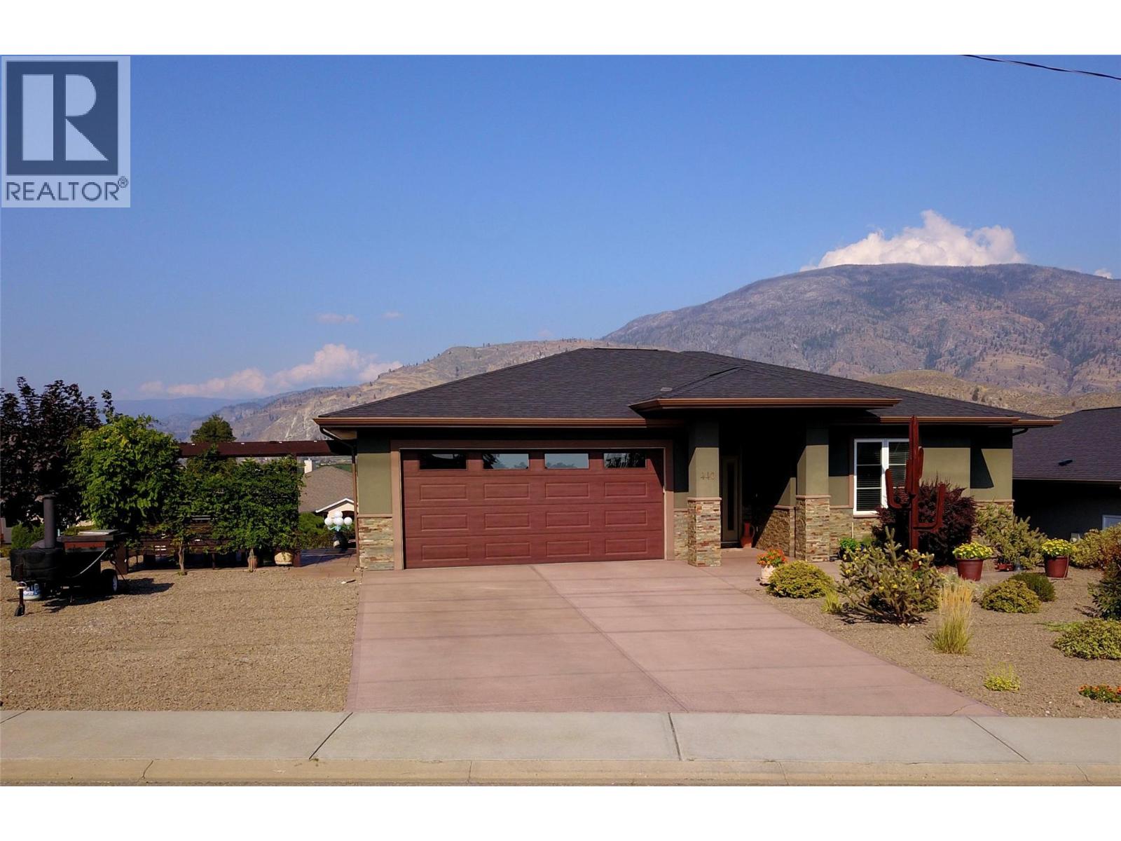 440 Merlot Avenue, Oliver, British Columbia  V0H 1T4 - Photo 3 - 10362721