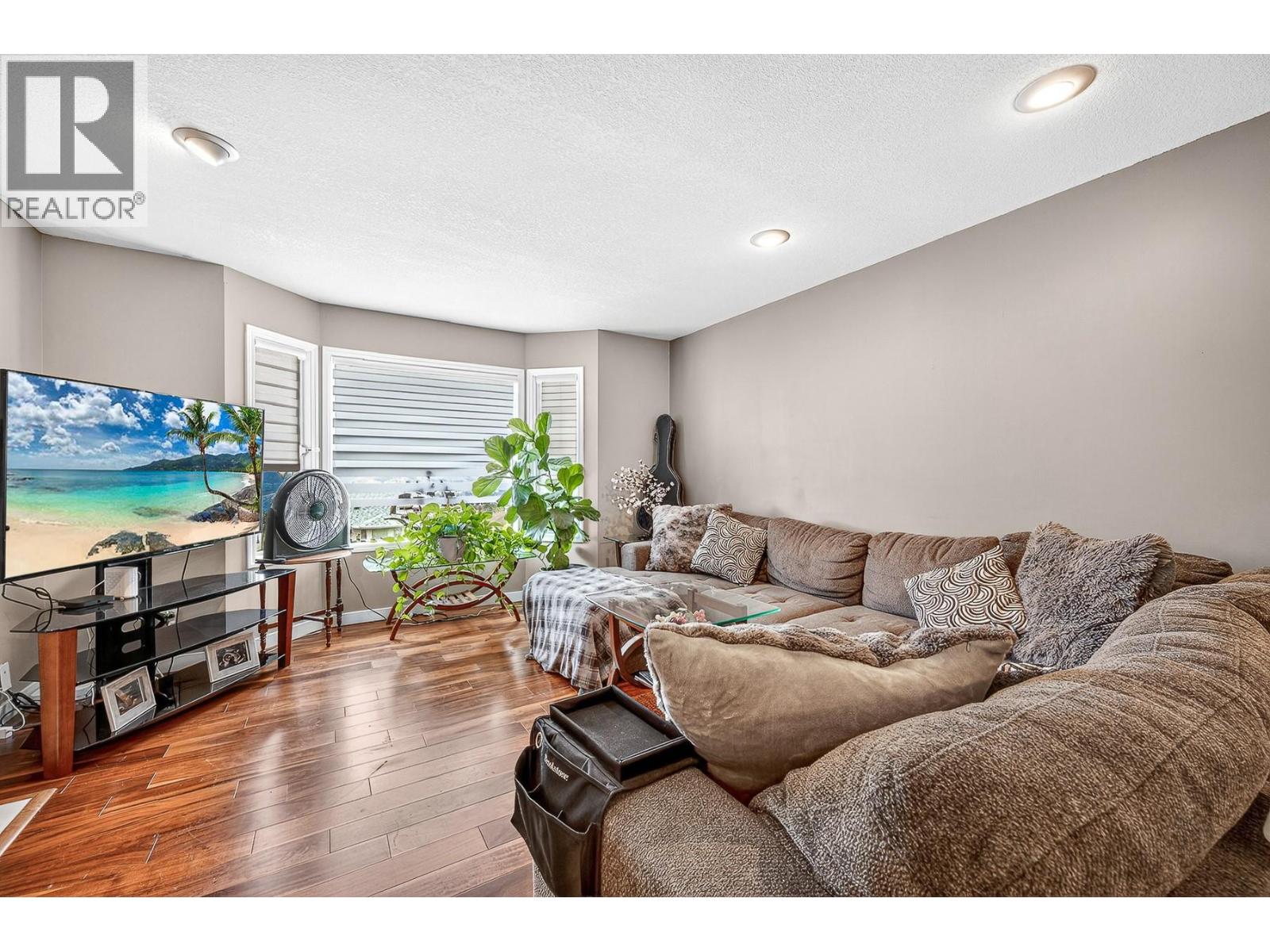 4221 Wellington Drive, Vernon, British Columbia  V1T 9H7 - Photo 14 - 10363067