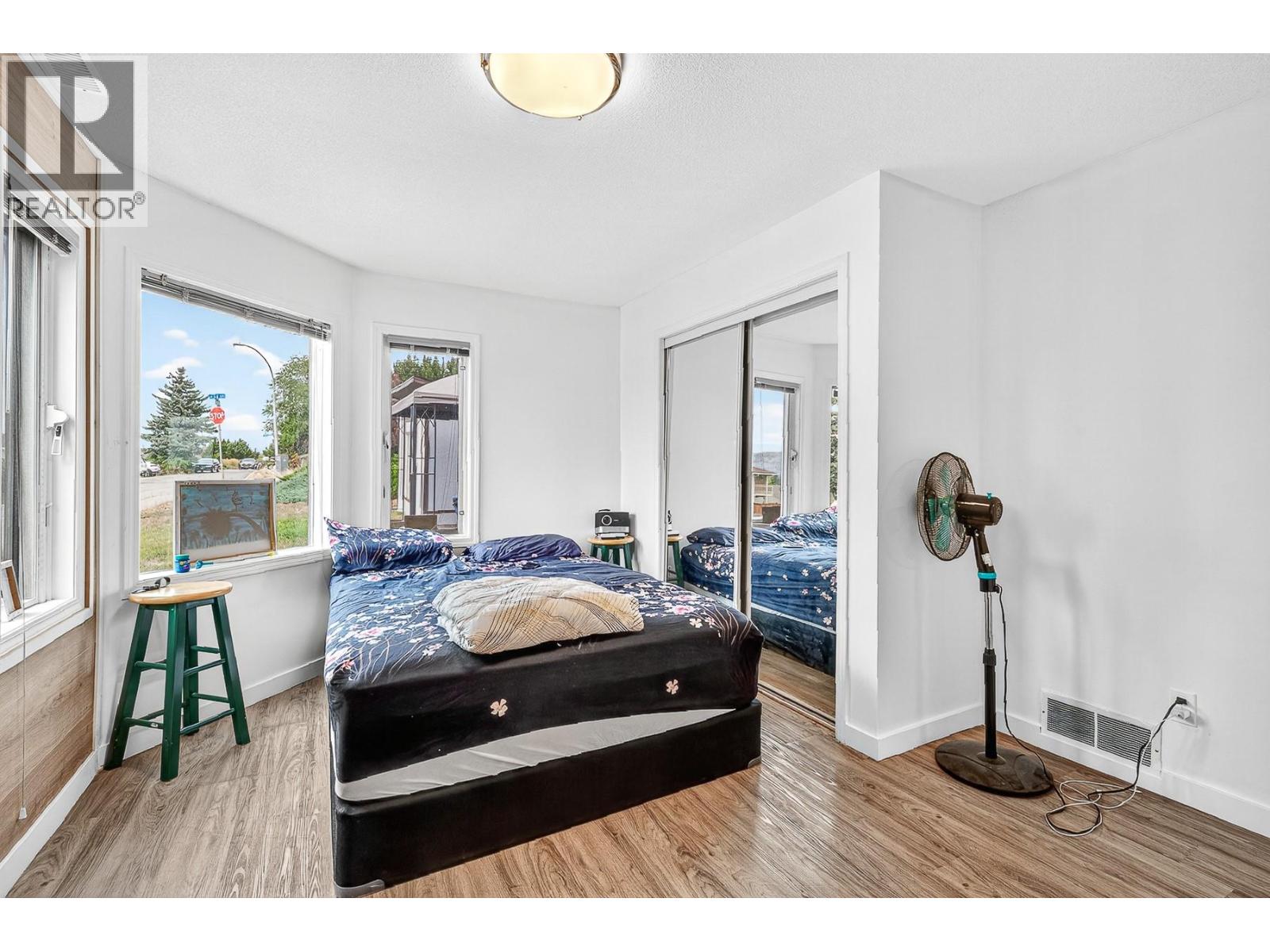 4221 Wellington Drive, Vernon, British Columbia  V1T 9H7 - Photo 39 - 10363067