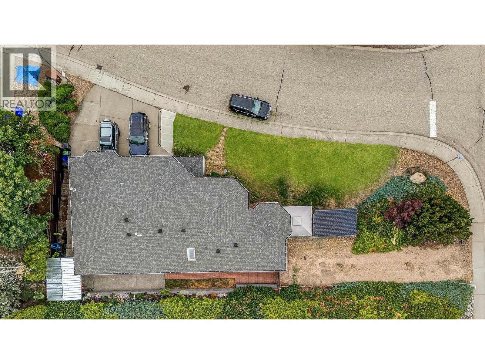 4221 Wellington Drive, Vernon, British Columbia  V1T 9H7 - Photo 4 - 10363067