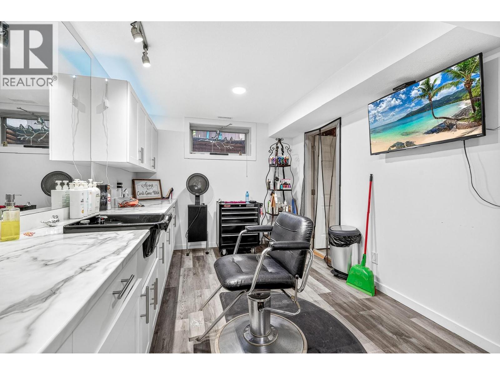 4221 Wellington Drive, Vernon, British Columbia  V1T 9H7 - Photo 45 - 10363067