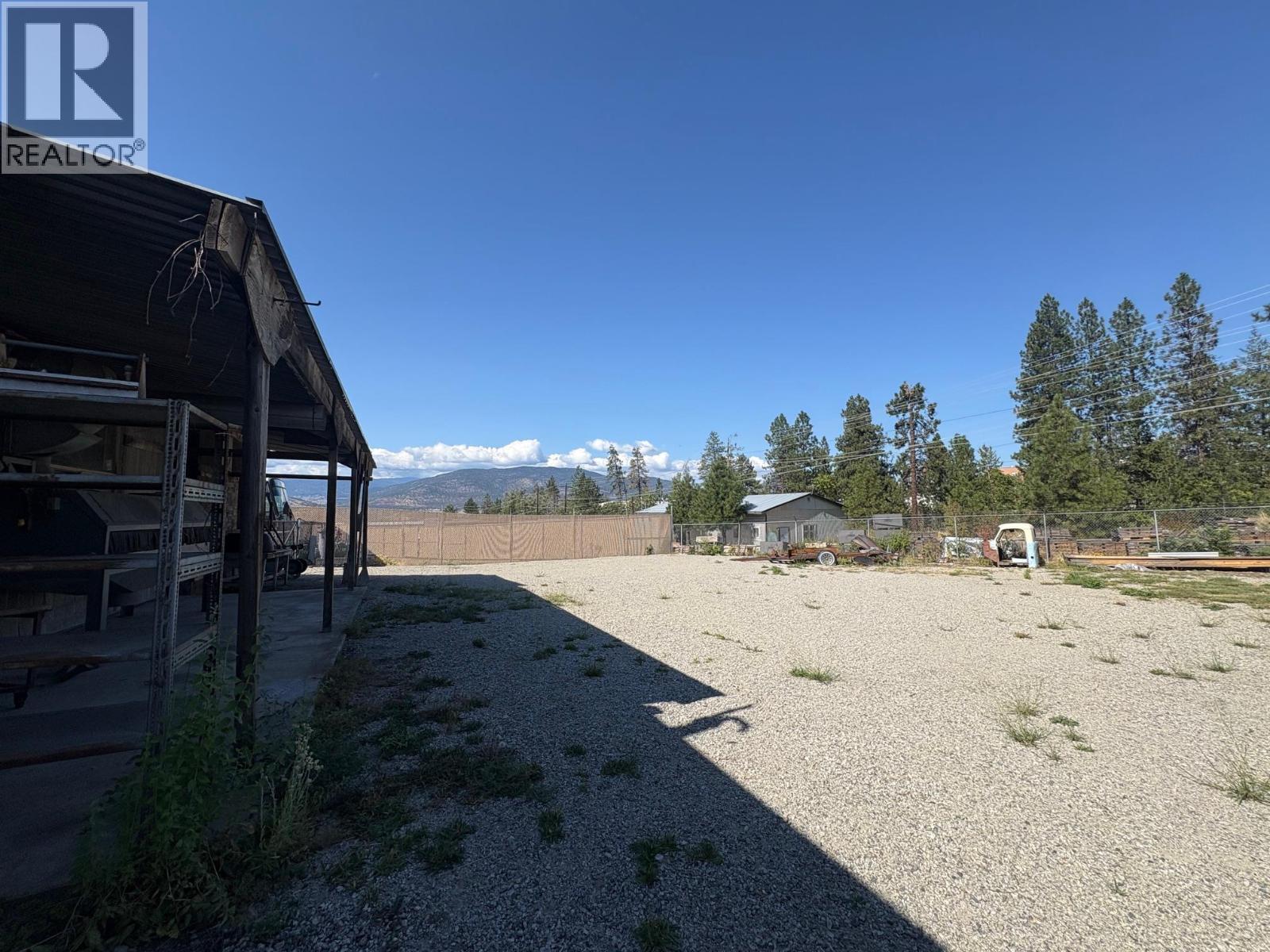 737 Okanagan Avenue, Penticton, British Columbia  V2A 3K7 - Photo 14 - 10363293