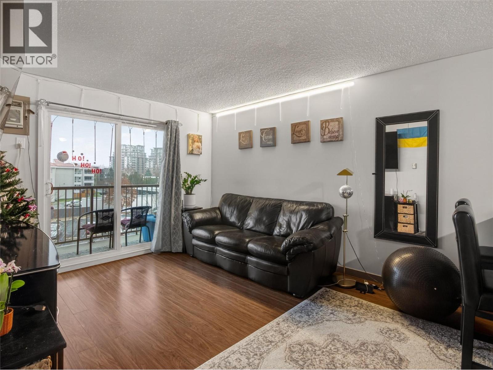 130 Skaha Place Unit# 406, Penticton, British Columbia  V2A 7J6 - Photo 6 - 10363309
