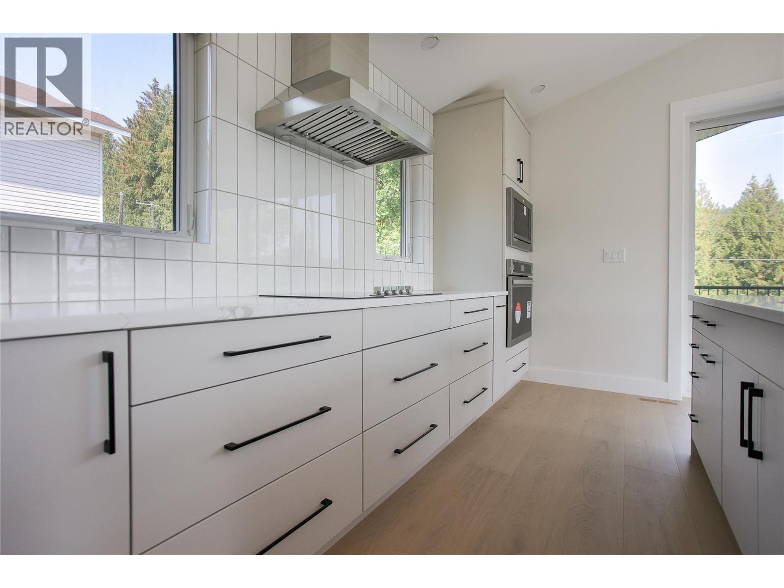 1572 Treadwell Street, Rossland, British Columbia  V0G 1Y0 - Photo 26 - 10363192