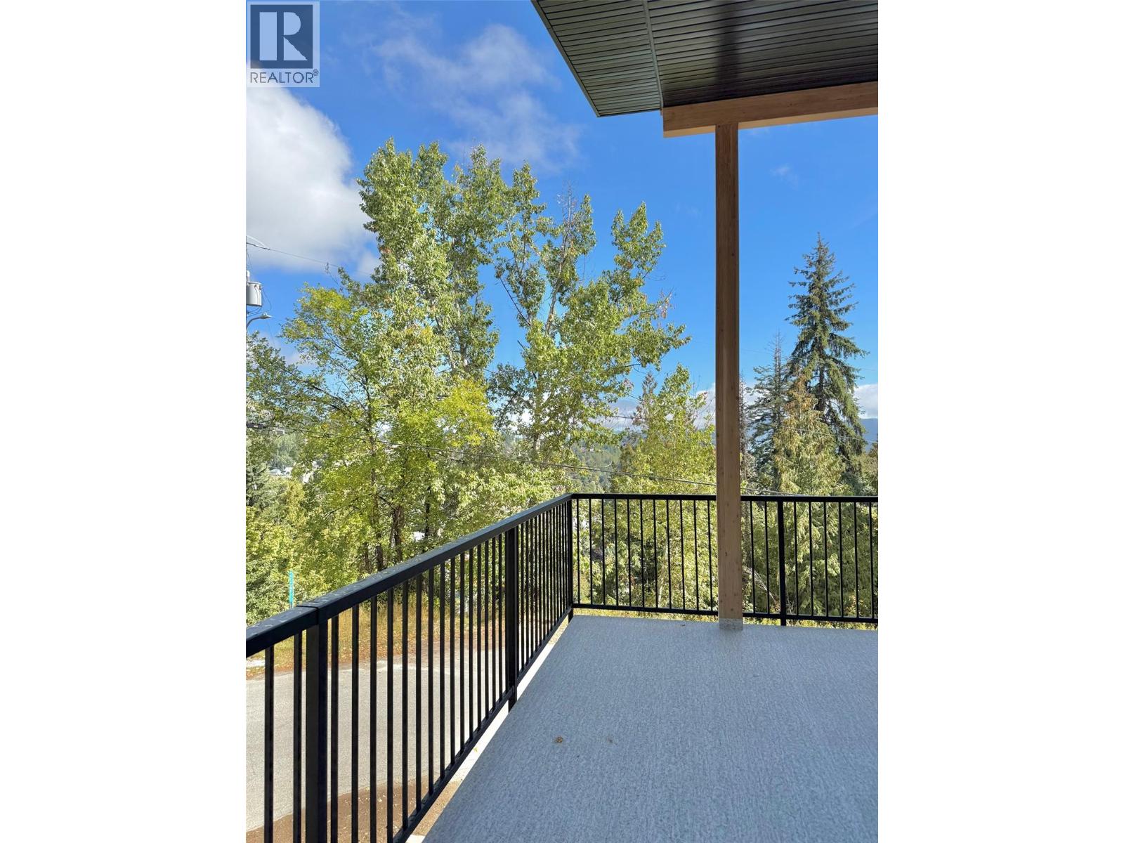 1572 Treadwell Street, Rossland, British Columbia  V0G 1Y0 - Photo 33 - 10363192
