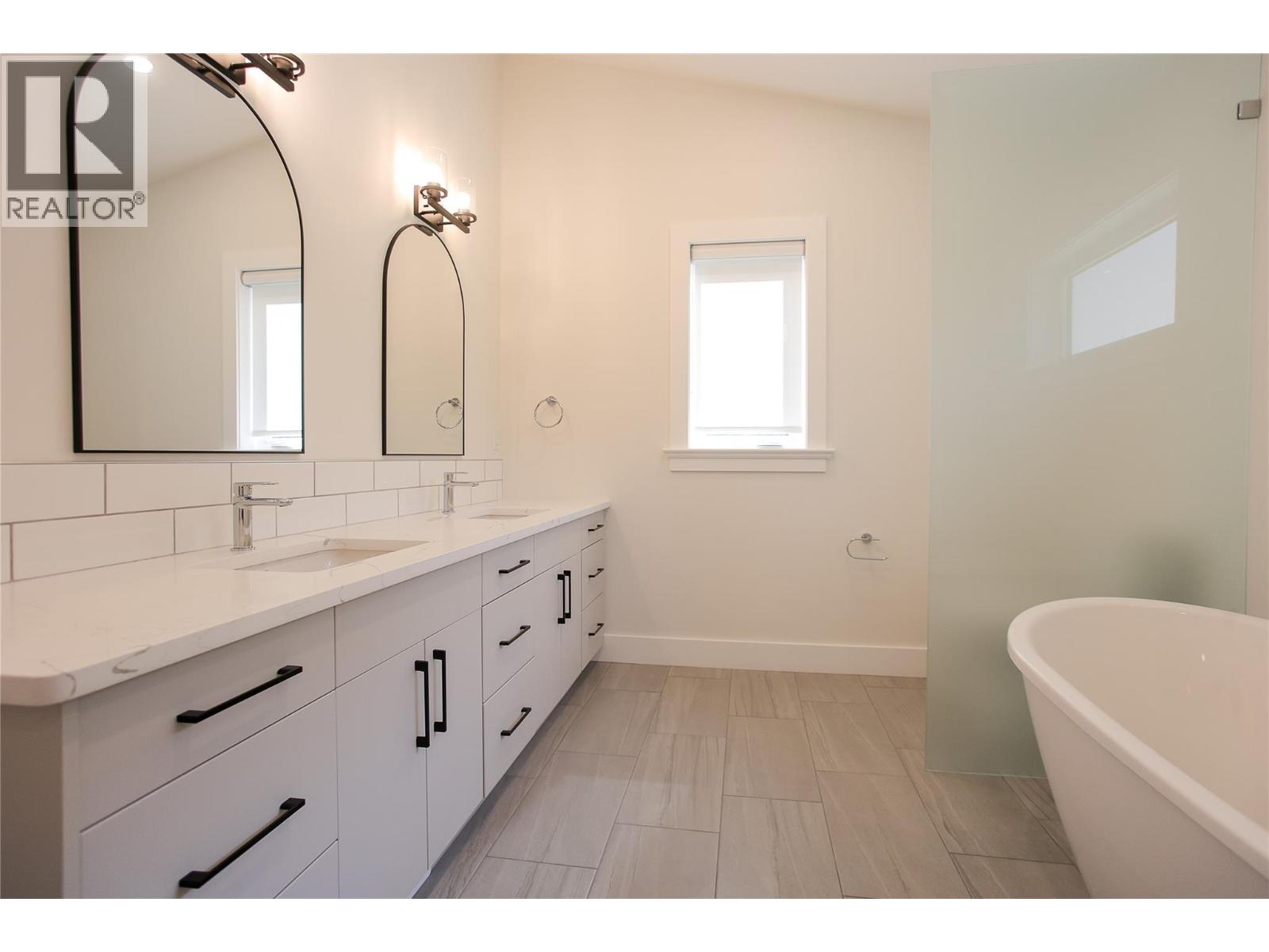 1572 Treadwell Street, Rossland, British Columbia  V0G 1Y0 - Photo 43 - 10363192