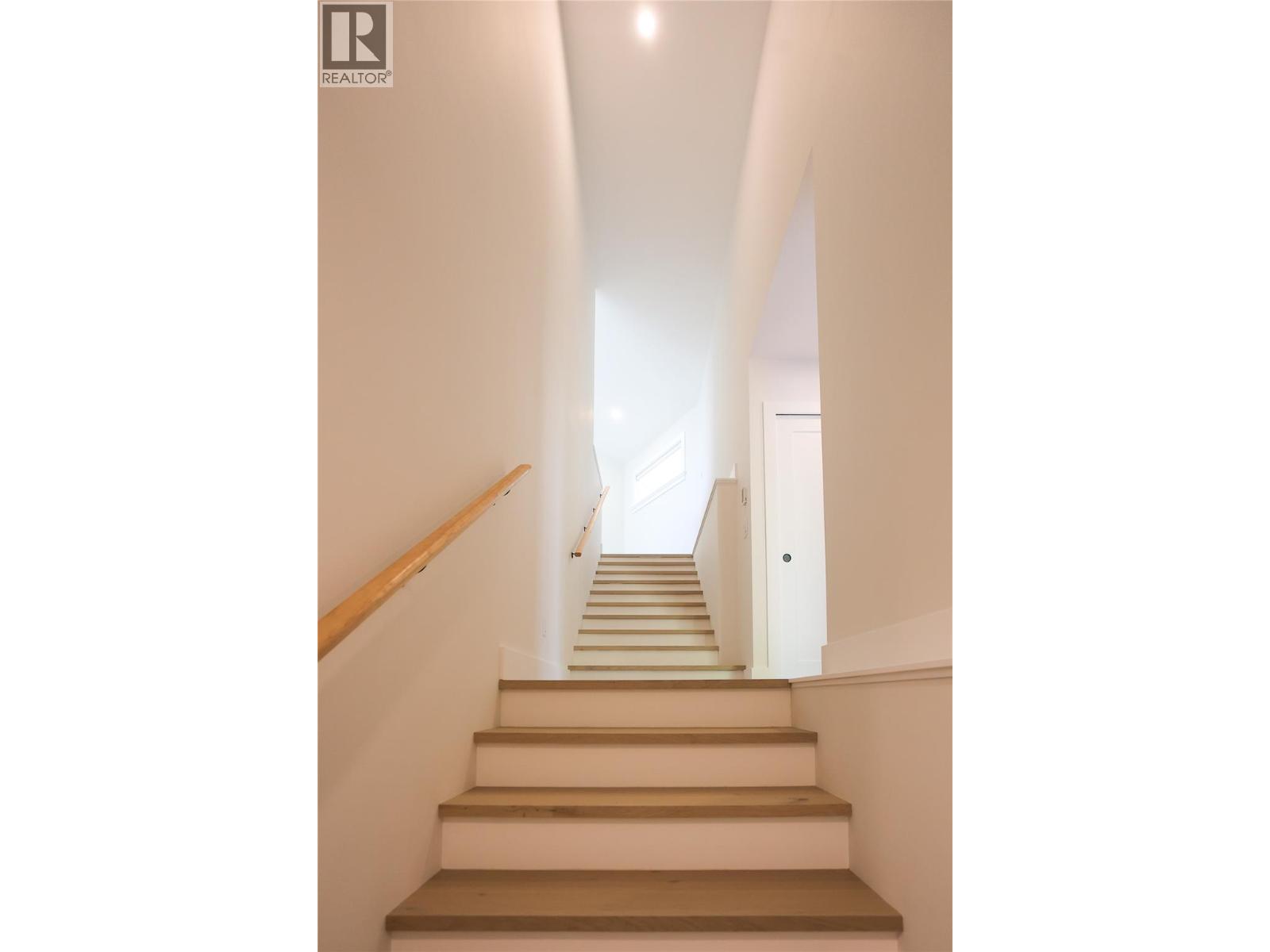 1572 Treadwell Street, Rossland, British Columbia  V0G 1Y0 - Photo 47 - 10363192