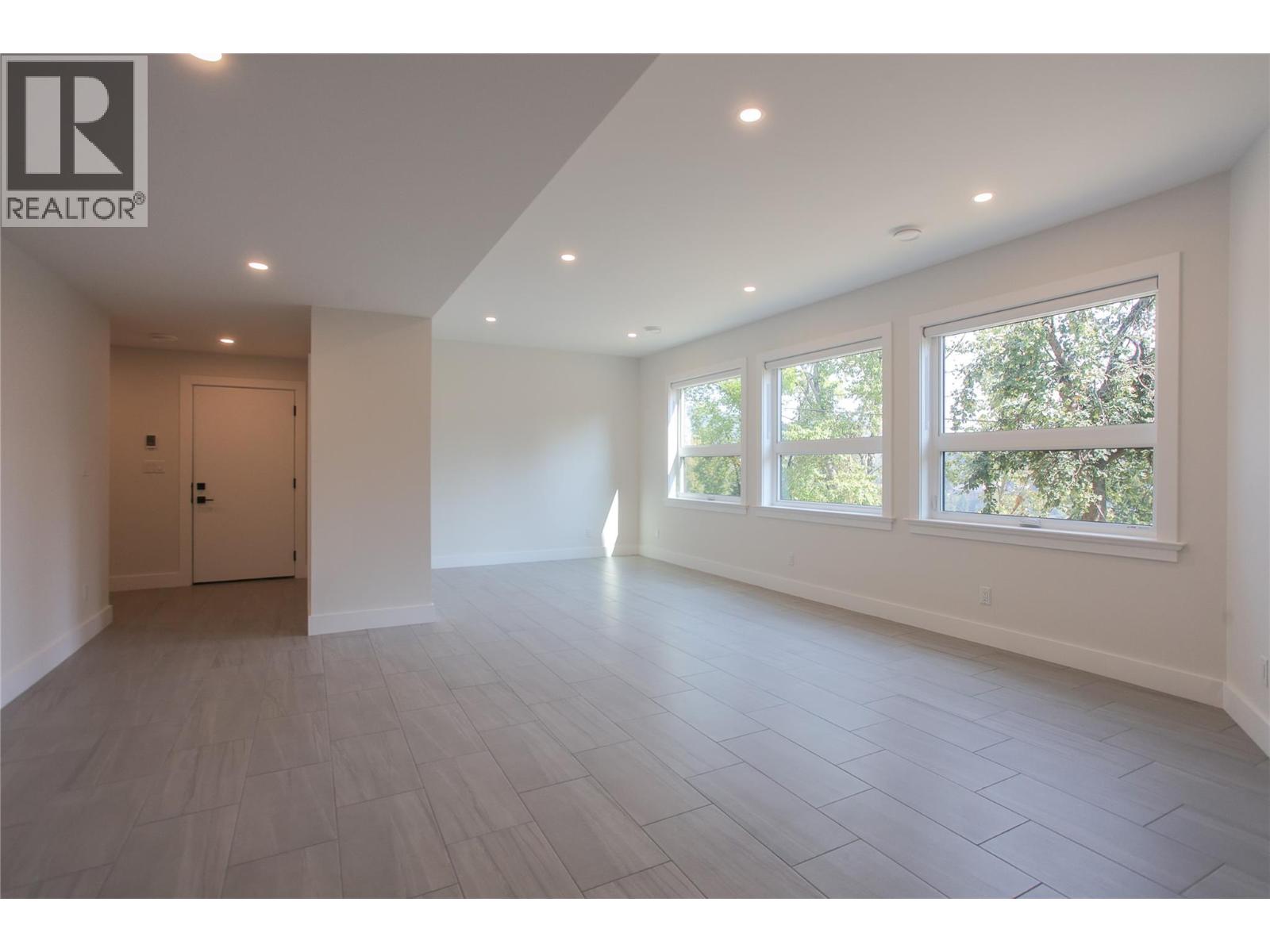 1572 Treadwell Street, Rossland, British Columbia  V0G 1Y0 - Photo 51 - 10363192