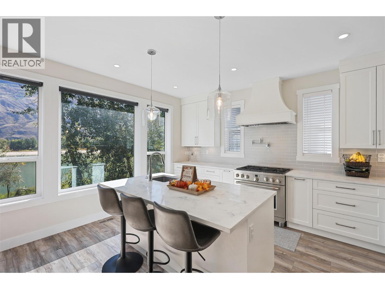 2742 Beachmount Crescent, Kamloops, British Columbia  V2B 0E6 - Photo 21 - 10362980