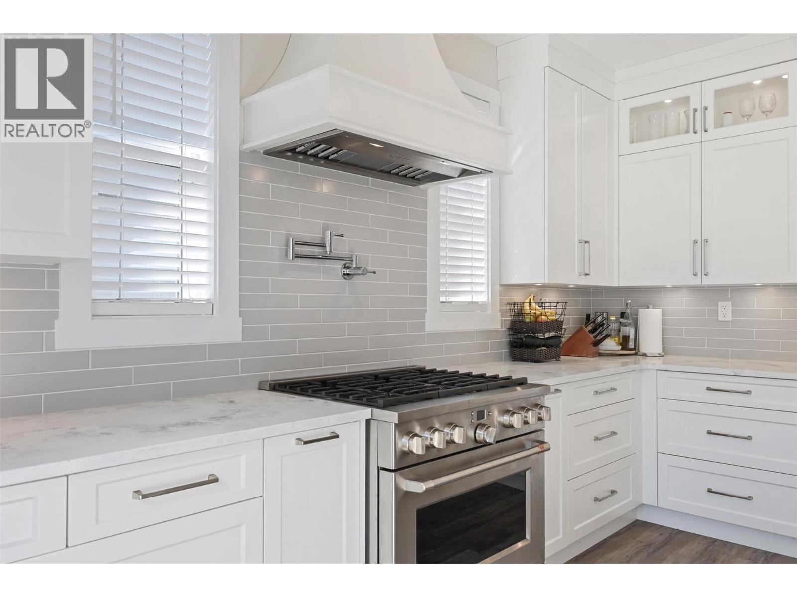 2742 Beachmount Crescent, Kamloops, British Columbia  V2B 0E6 - Photo 24 - 10362980