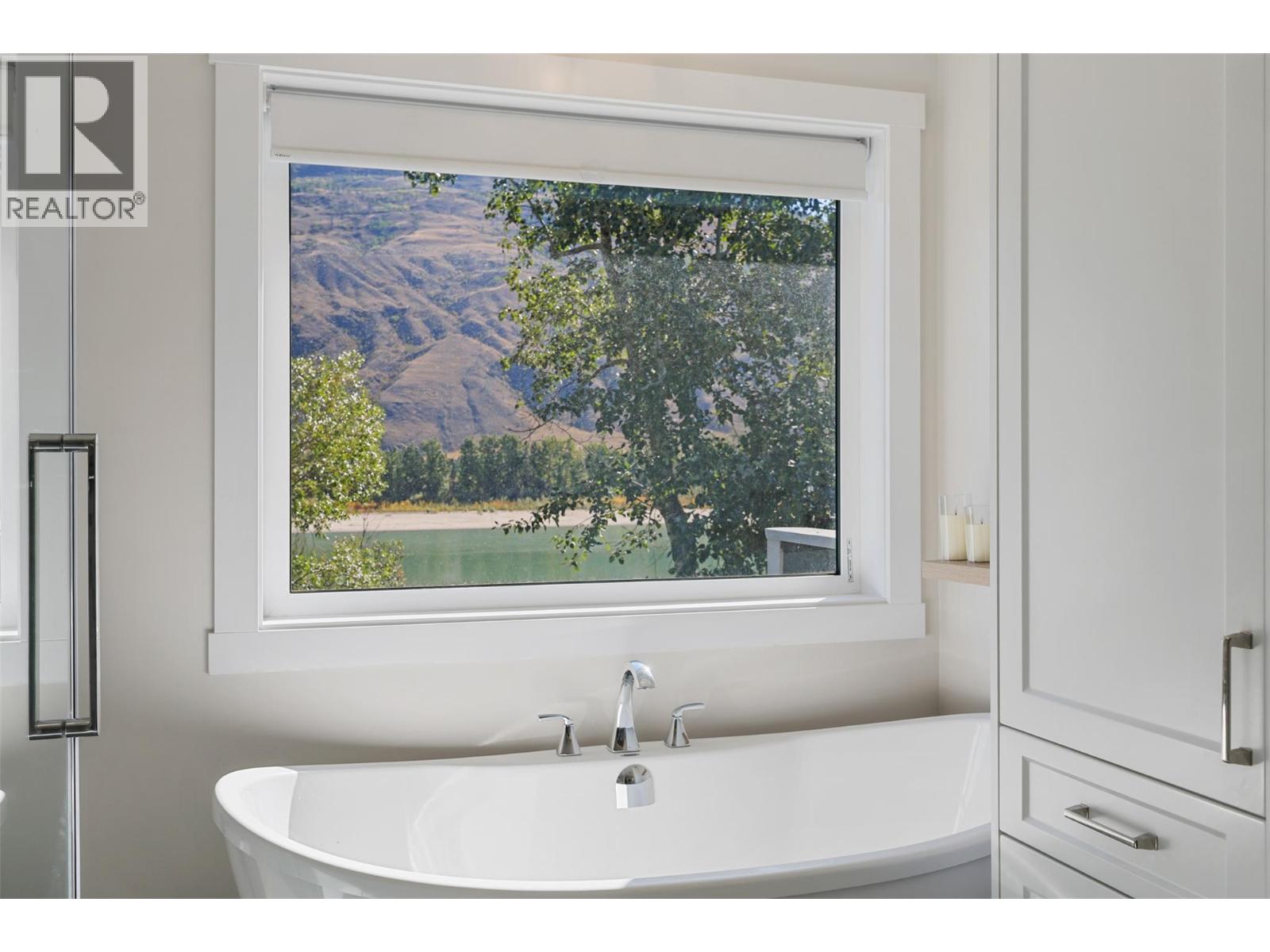 2742 Beachmount Crescent, Kamloops, British Columbia  V2B 0E6 - Photo 39 - 10362980