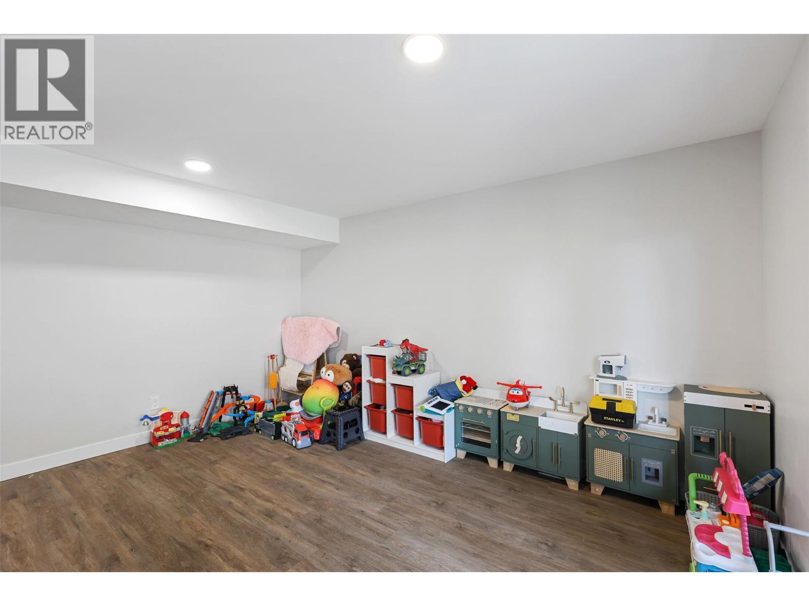 2742 Beachmount Crescent, Kamloops, British Columbia  V2B 0E6 - Photo 55 - 10362980