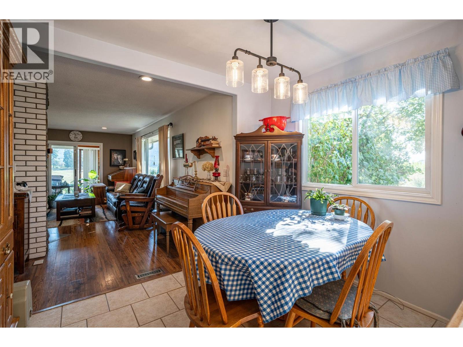 4210 White Lake Road, Tappen, British Columbia  V0E 2W1 - Photo 43 - 10362758