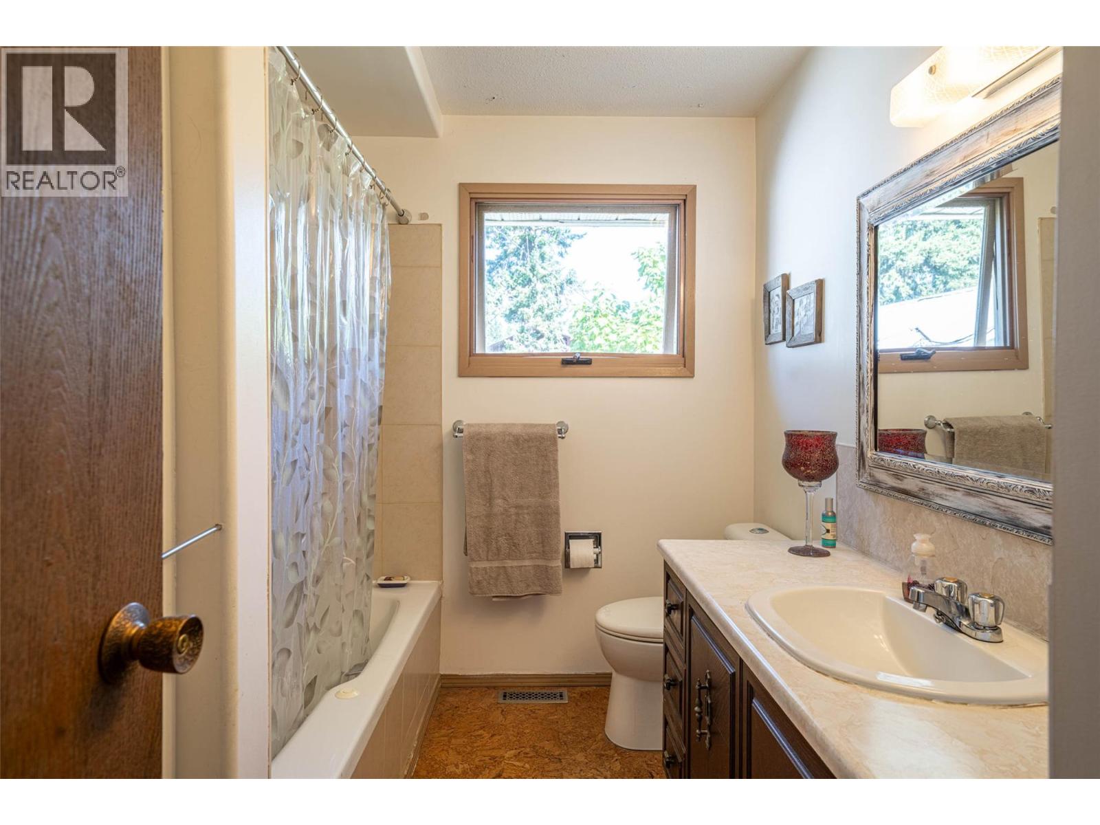 4210 White Lake Road, Tappen, British Columbia  V0E 2W1 - Photo 46 - 10362758