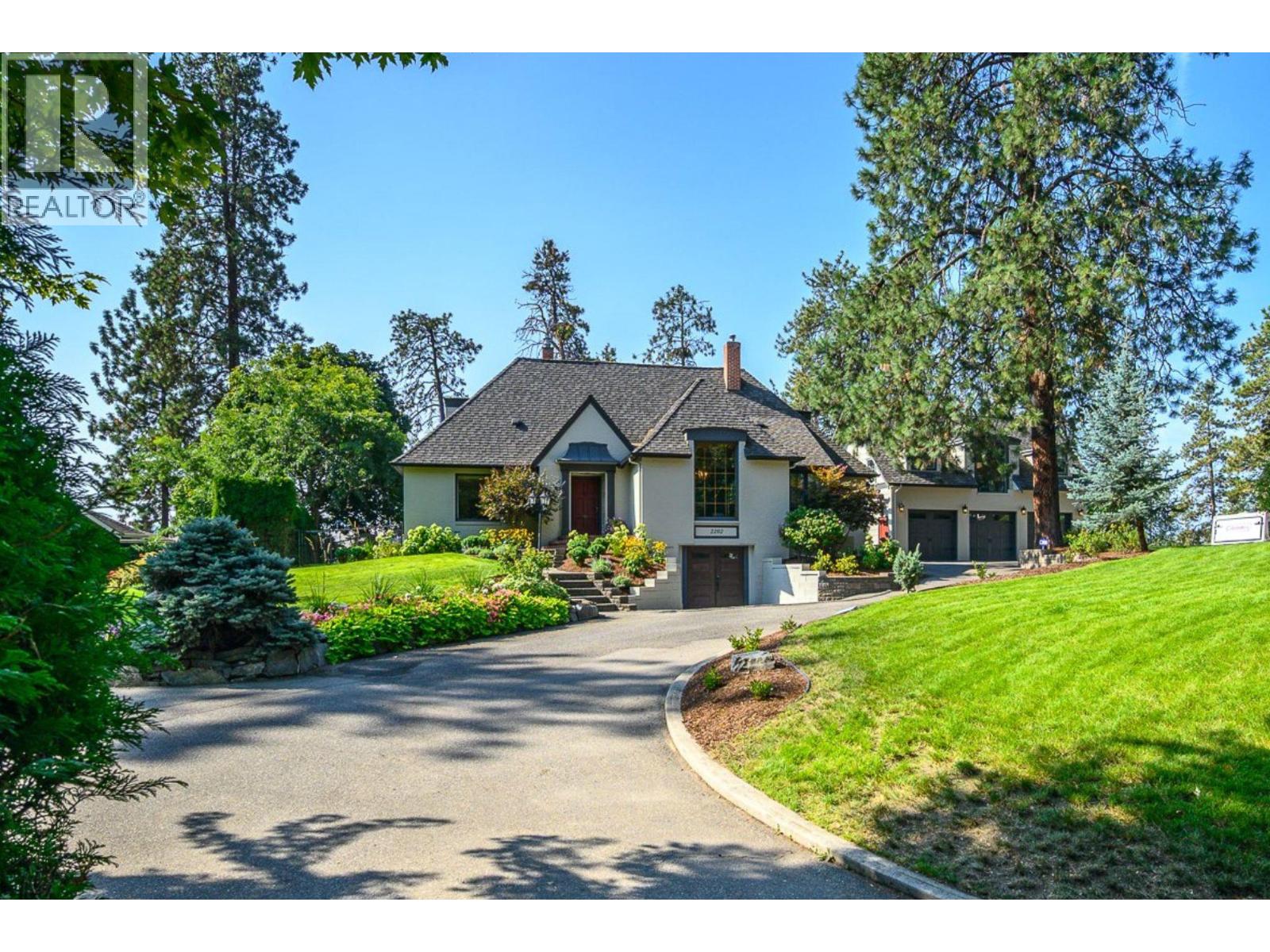 2202 26 Street, Vernon, British Columbia  V1T 4T2 - Photo 1 - 10362953