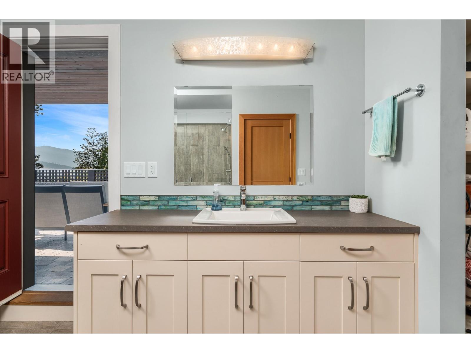 2202 26 Street, Vernon, British Columbia  V1T 4T2 - Photo 55 - 10362953