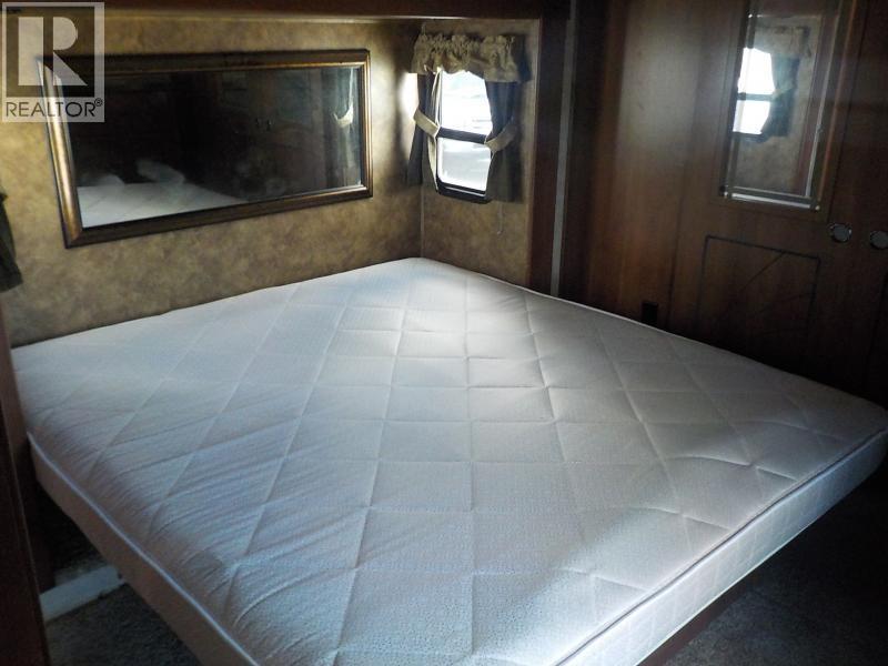 415 Commonwealth Road Unit# 12, Kelowna, British Columbia  V4V 1P4 - Photo 4 - 10362811