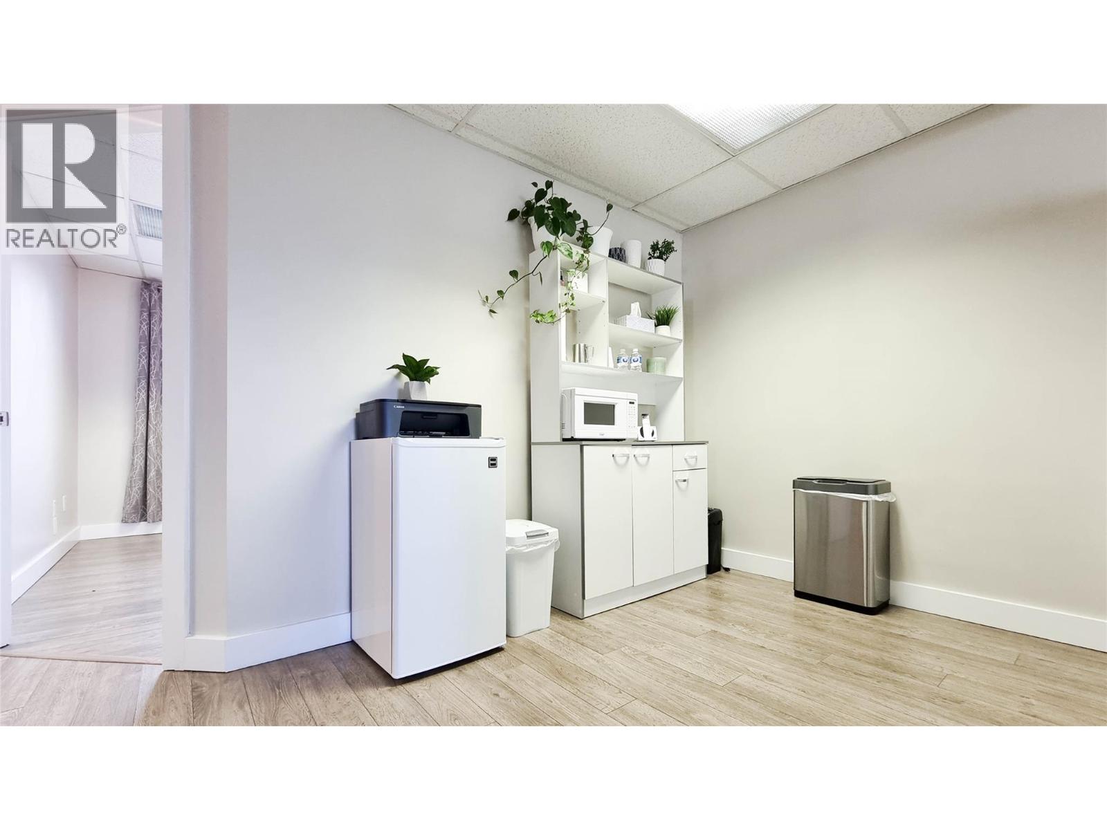 1607 Ellis Street, Kelowna, British Columbia  V1Y 2A8 - Photo 11 - 10363326