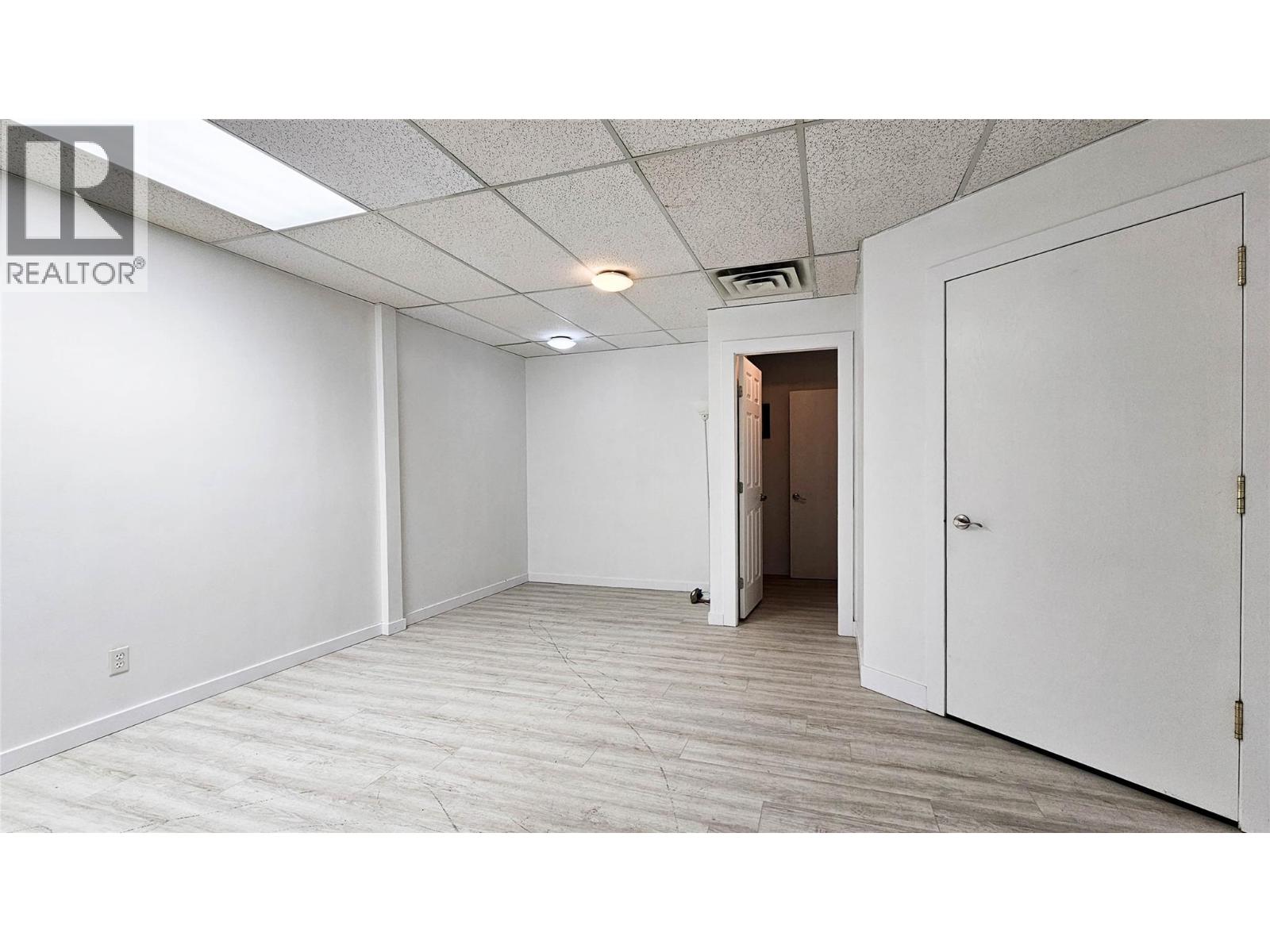 1607 Ellis Street, Kelowna, British Columbia  V1Y 2A8 - Photo 19 - 10363326