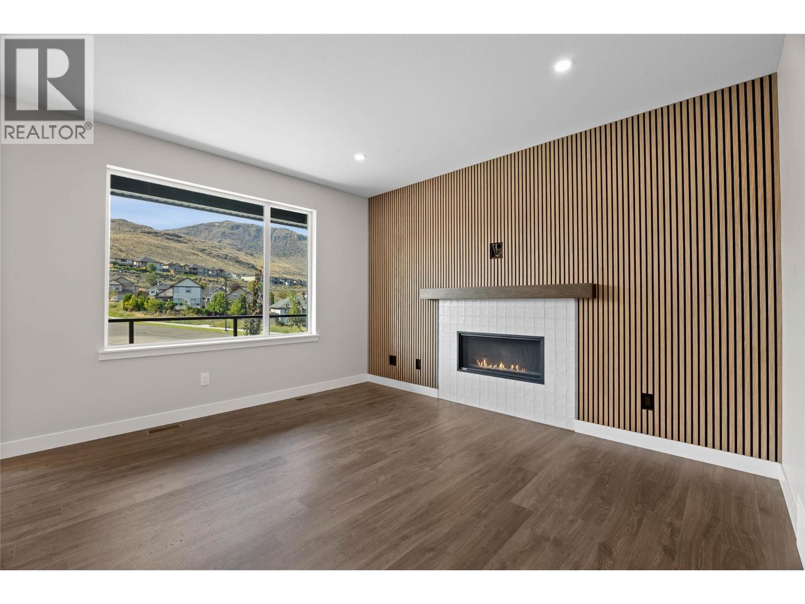 2050 Grasslands Boulevard Unit# 148, Kamloops, British Columbia  V2B 0K7 - Photo 3 - 10363401