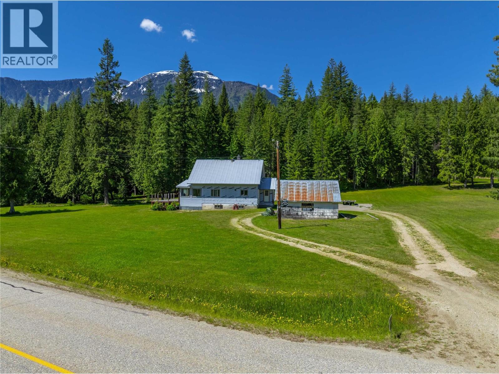 1734 Mt Begbie Road, Revelstoke, British Columbia  V0E 2s0 - Photo 12 - 10360307