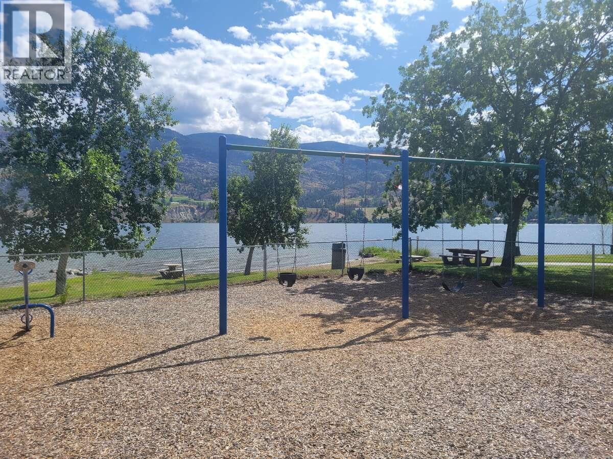 129 Alder Crescent, Kaleden, British Columbia  V0H 1K0 - Photo 17 - 10363460