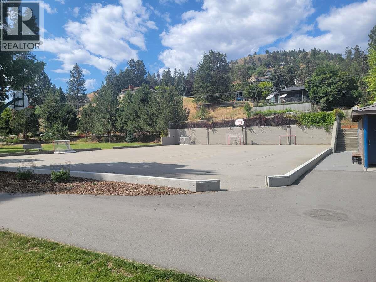 129 Alder Crescent, Kaleden, British Columbia  V0H 1K0 - Photo 4 - 10363460