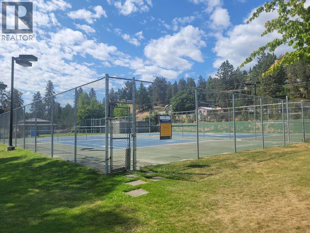 129 Alder Crescent, Kaleden, British Columbia  V0H 1K0 - Photo 5 - 10363460